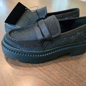 NWT Forever 21  Lug Sole Rhinestone Loafers size 7